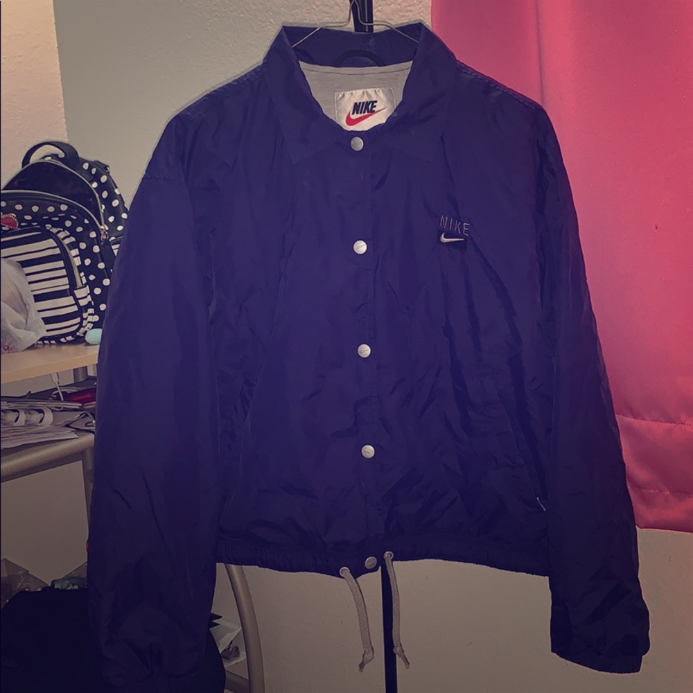 NIKE WINDBREAKER JACKET